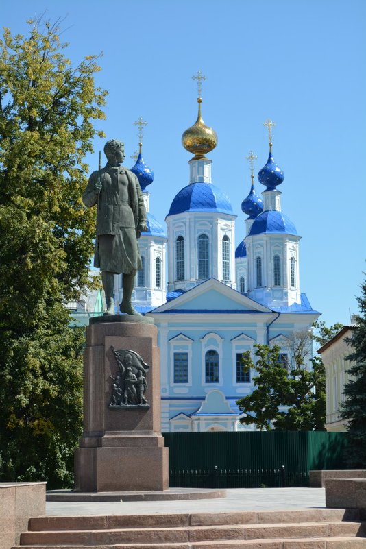 Памятник Зое Космодемьянской - Оксана Провоторова