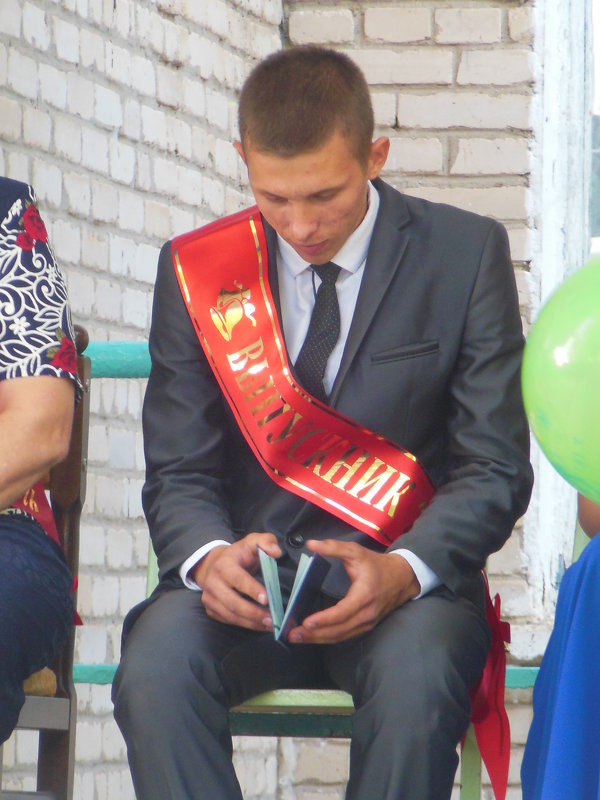 выпускник 16 года - игорь 
