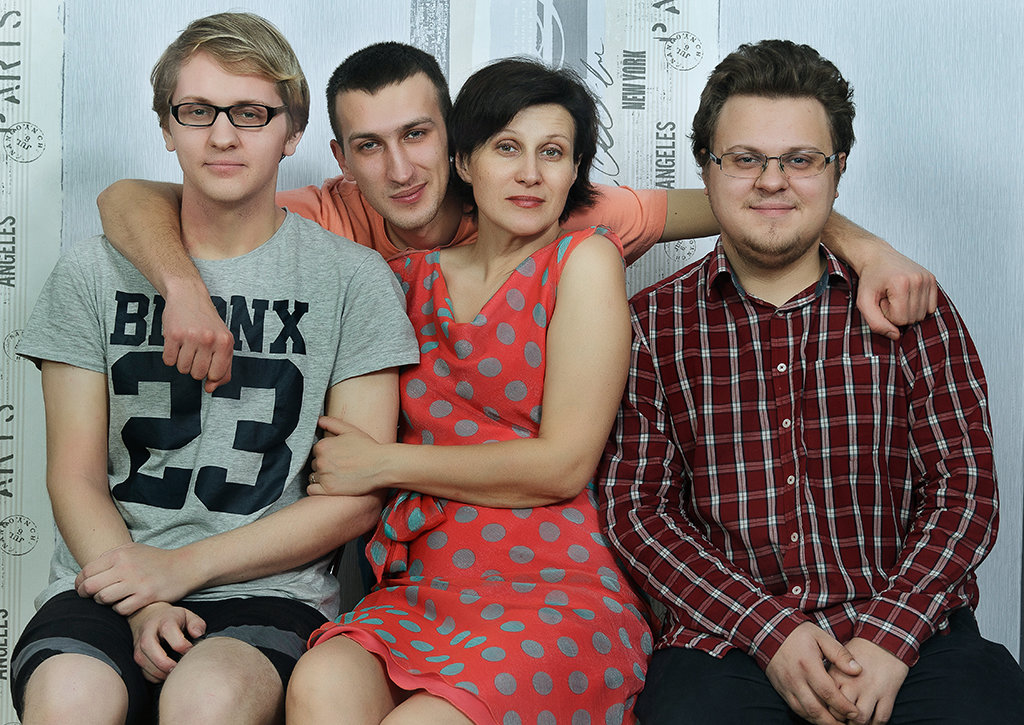 Мать и ее сыновья - Дмитрий Сахончик