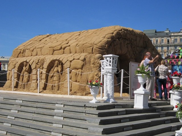 Древнеегипетский храм из песка - Дмитрий Никитин