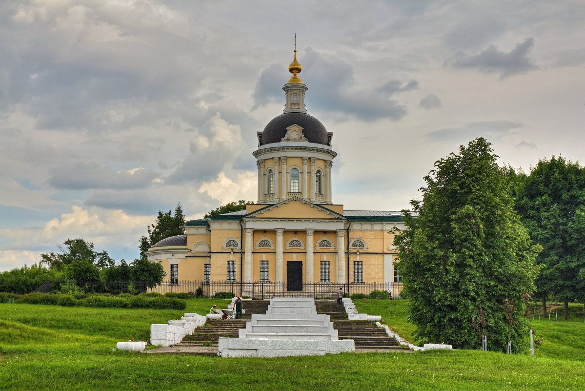 Церковь Архангела Михаила - Константин 