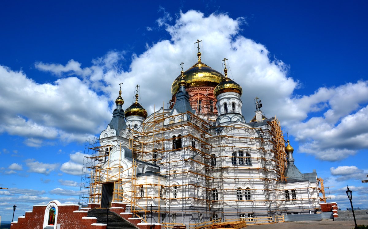 Крестовоздвиженский собор Белогорского монастыря - Геннадий Ячменев