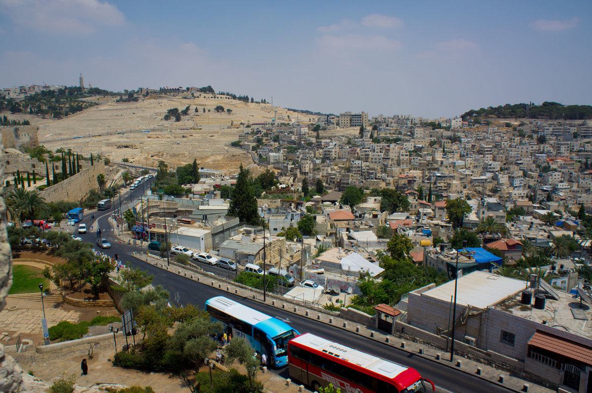 Иерусалим, Старый Город, вид со стены на Масличную гору - Игорь Герман