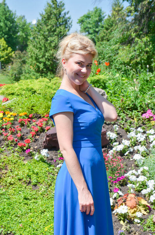 Летняя фотосессия в синем платье - Сергей Тагиров