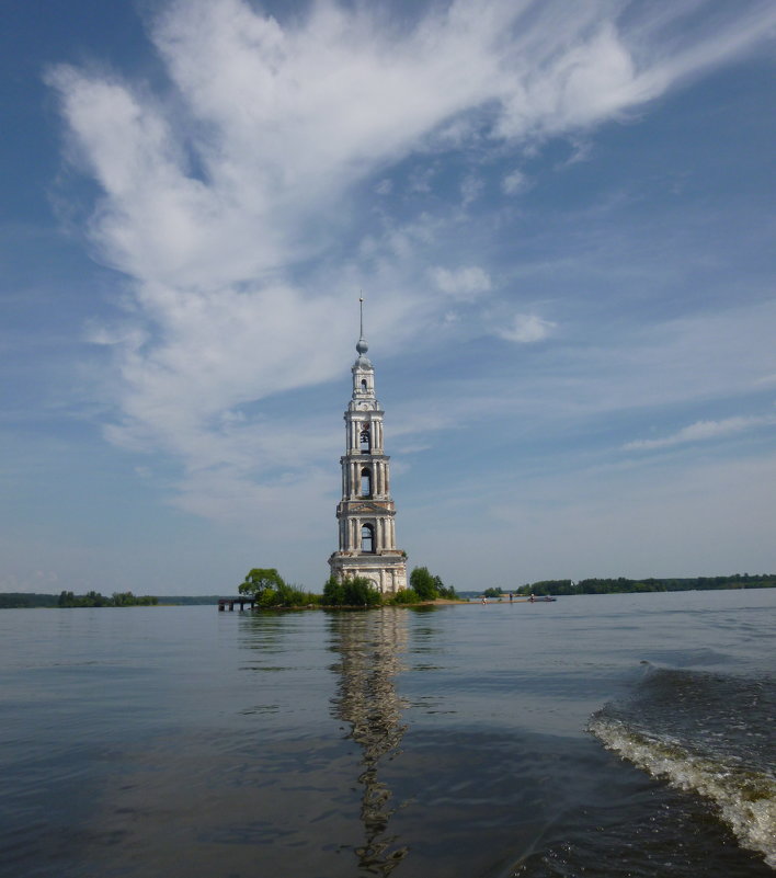 Колокольня в Калязине - одинокий памятник святости....... - Galina Leskova
