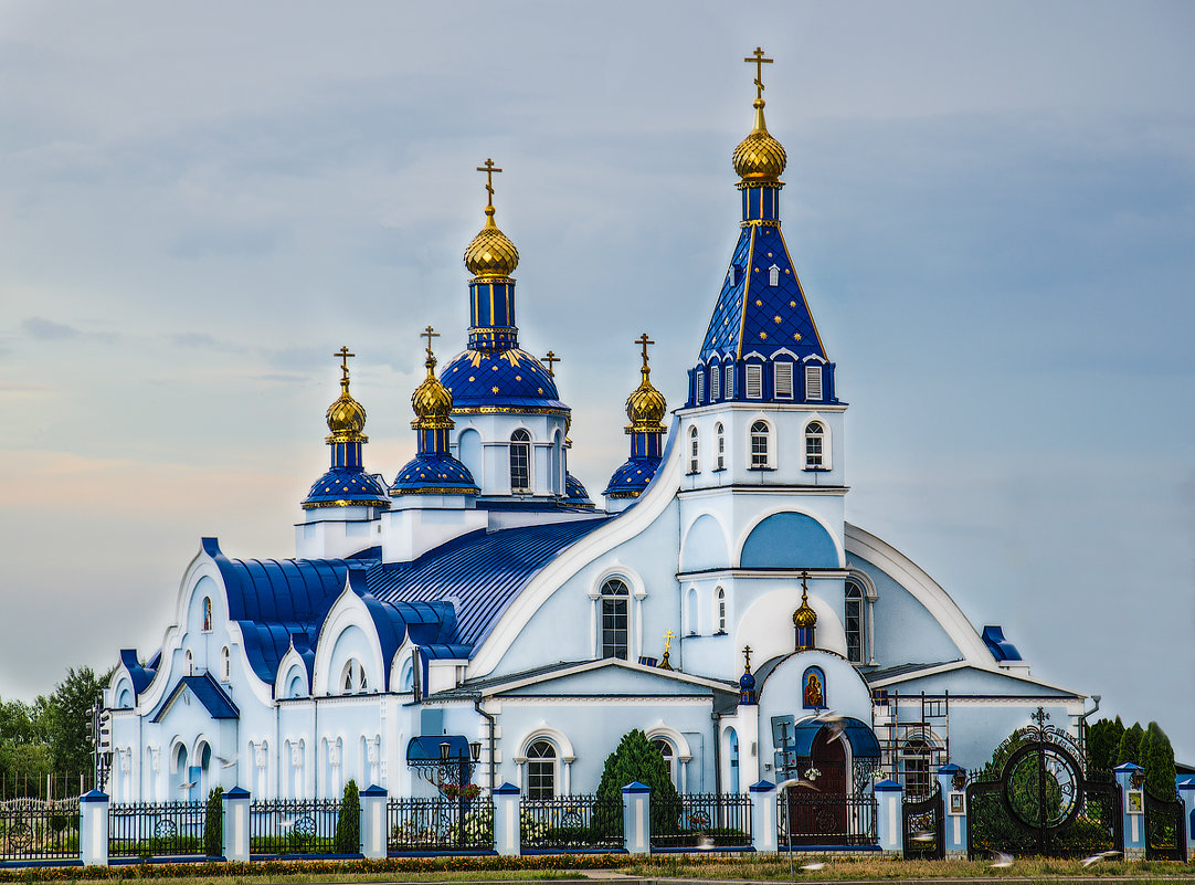 Храм в честь Тихвинской иконы Божией Матери, г. Брест :: Сергей и Ирина  Хомич – Социальная сеть ФотоКто