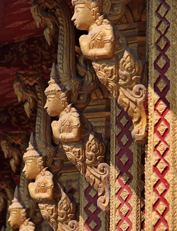 Декор храма Манором - Евгений Печенин