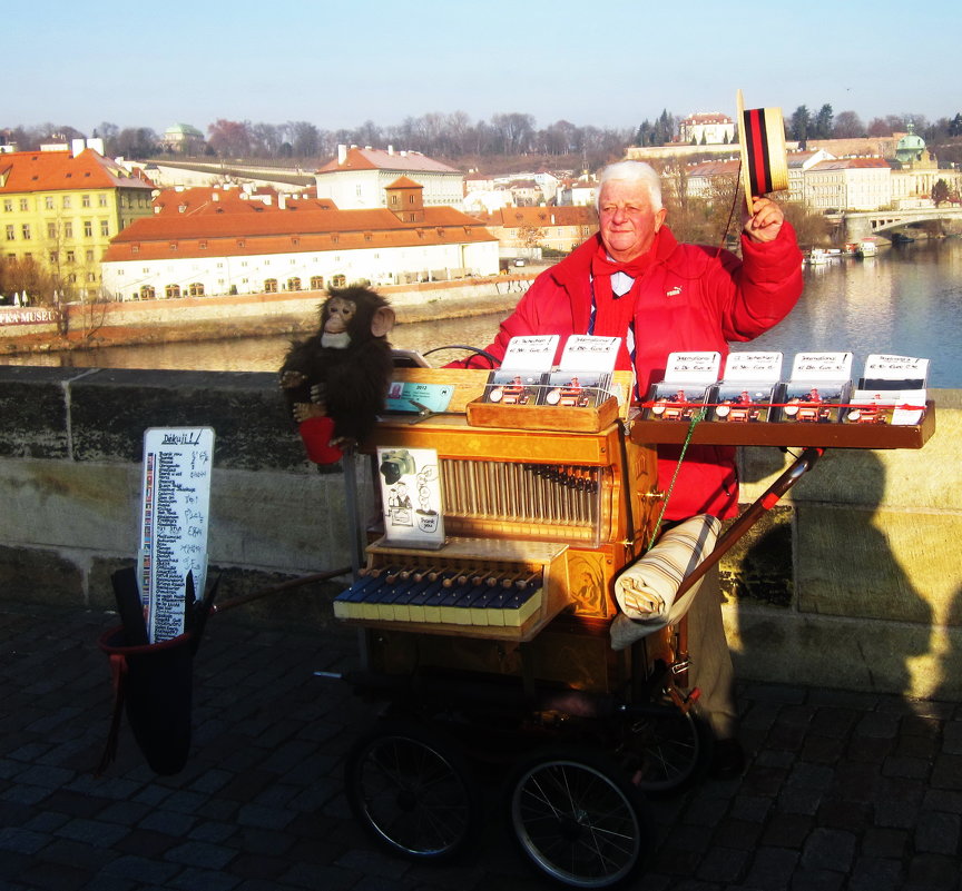 Известная личность на Карловом мосту в Праге - татьяна 