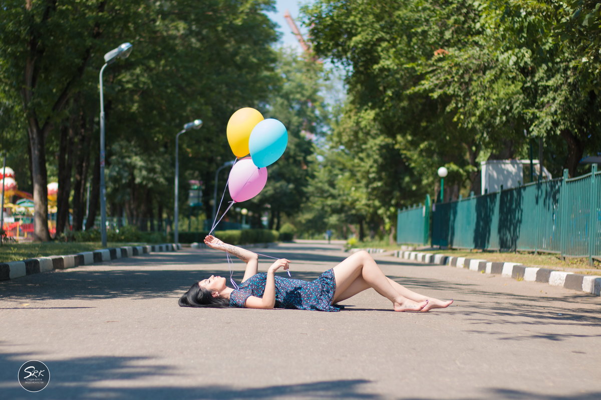 Девушка с шарами. Фотограф в Белгороде. Семейный фотограф Руслан Кокорев. - Руслан Кокорев