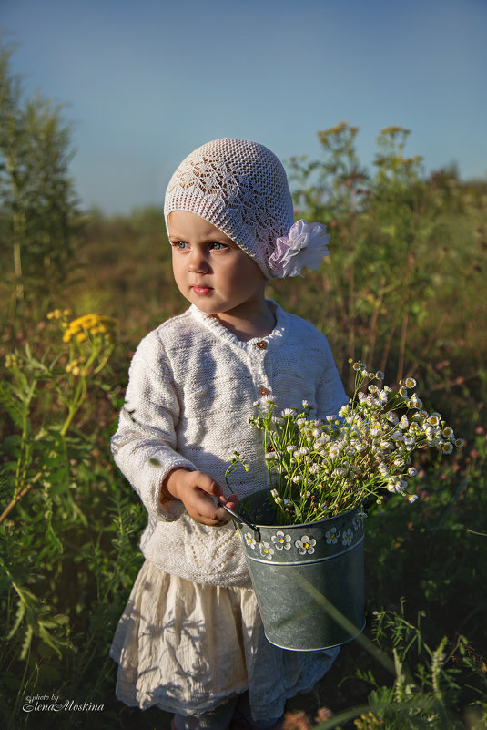 *** - Elena Moskina