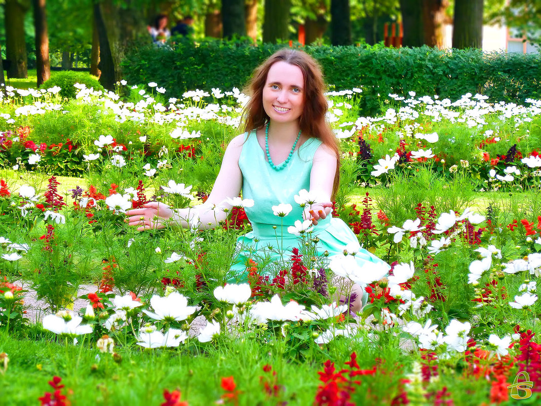 Я в Павловском парке среди цветов :) - Анастасия Белякова