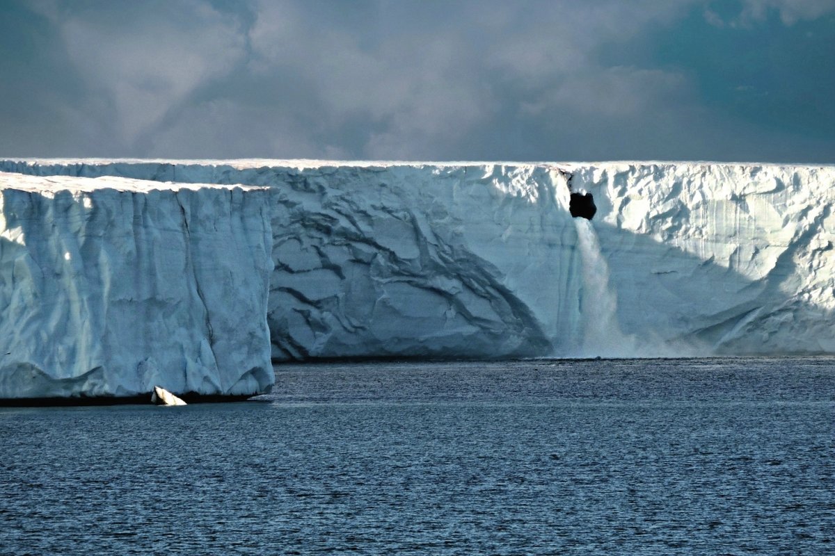 Шпицберген. Ледник Бросвельбрин (Bråsvellbreen) - Tatiana Belyatskaya