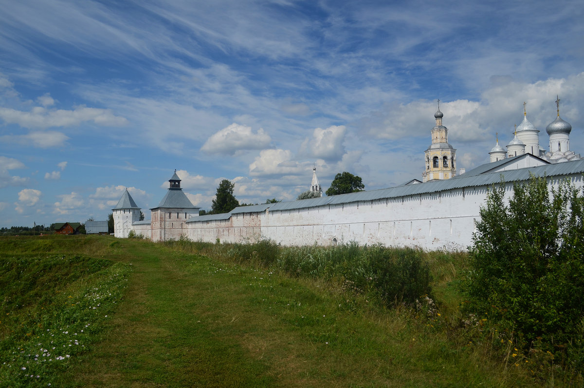 Спасо-Прилуцкий монастырь - Наталья Левина