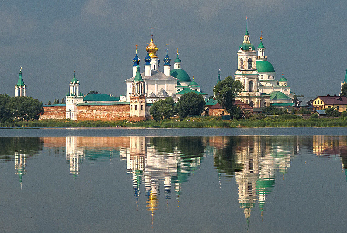 Отражаясь в Неро - Сергей Цветков