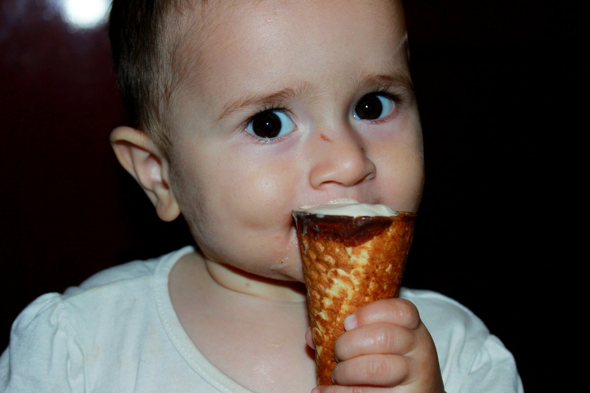 baby with ice cream - Алла Черных