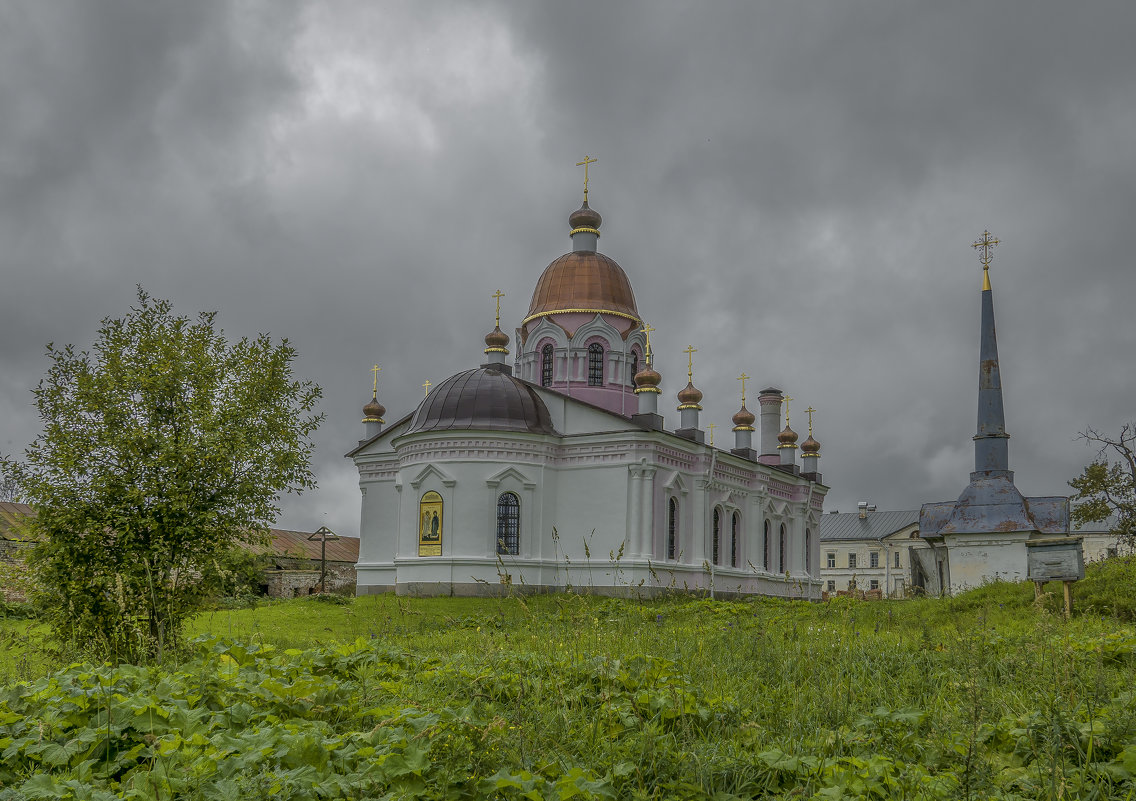 Храм Благовещения Пресвятой Богородицы и подземная церковь Александра Свирского. - Михаил "Skipper"