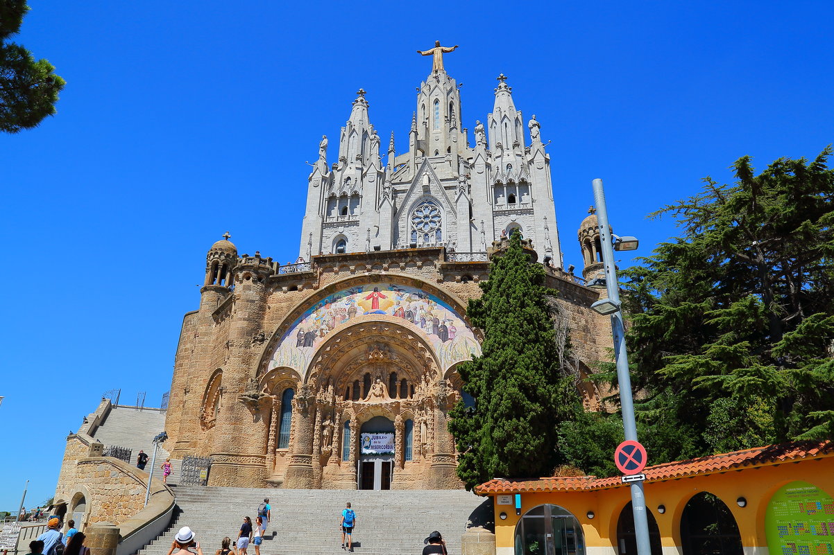 “Храм Святого Сердца” Барселона - ALEX KHAZAN