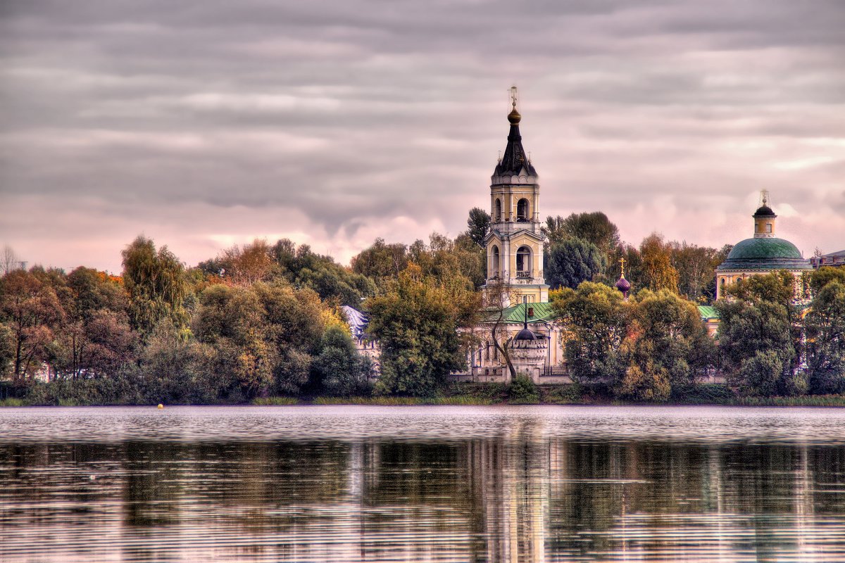Успенская церковь на берегу Белого озера - Наталья Лакомова