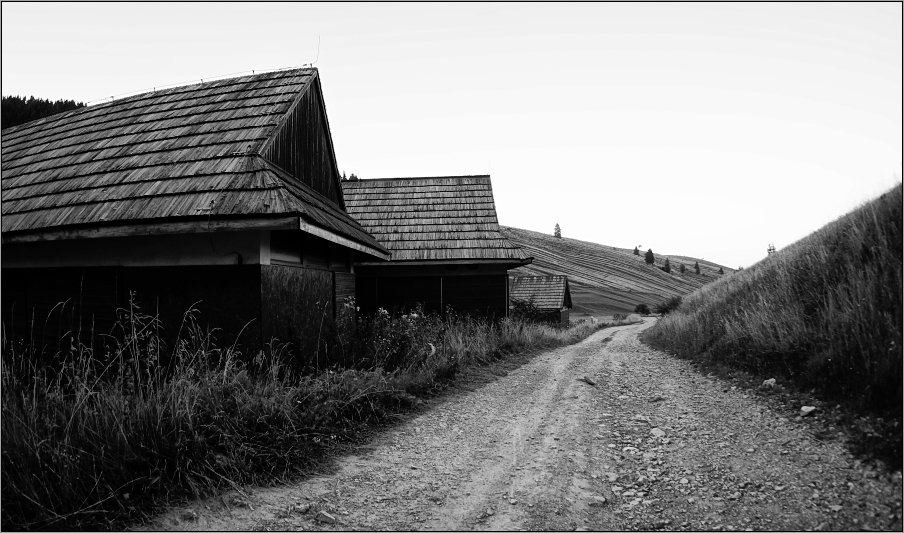 в конце деревни - Jiří Valiska