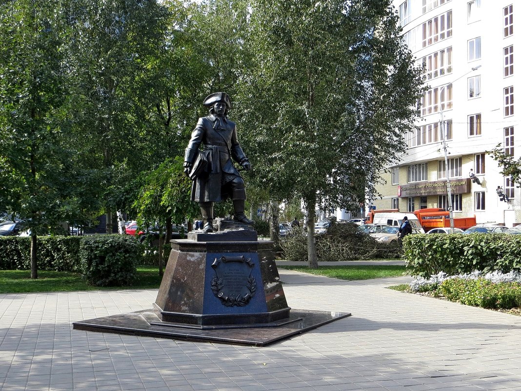 Памятник Таможеннику установлен в Ростове-на-Дону 15 декабря 2010 года - Татьяна Смоляниченко
