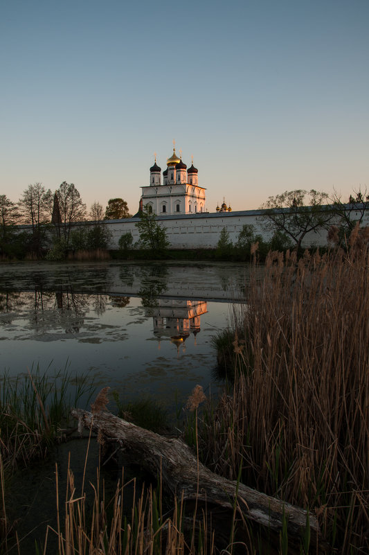 Успенский собор Иосифо-Волоцкого монастыря - Alexander Petrukhin 