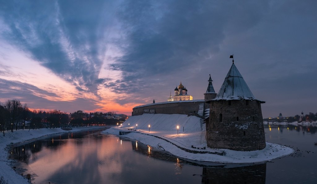 Ноябрь... - Роман Дмитриев