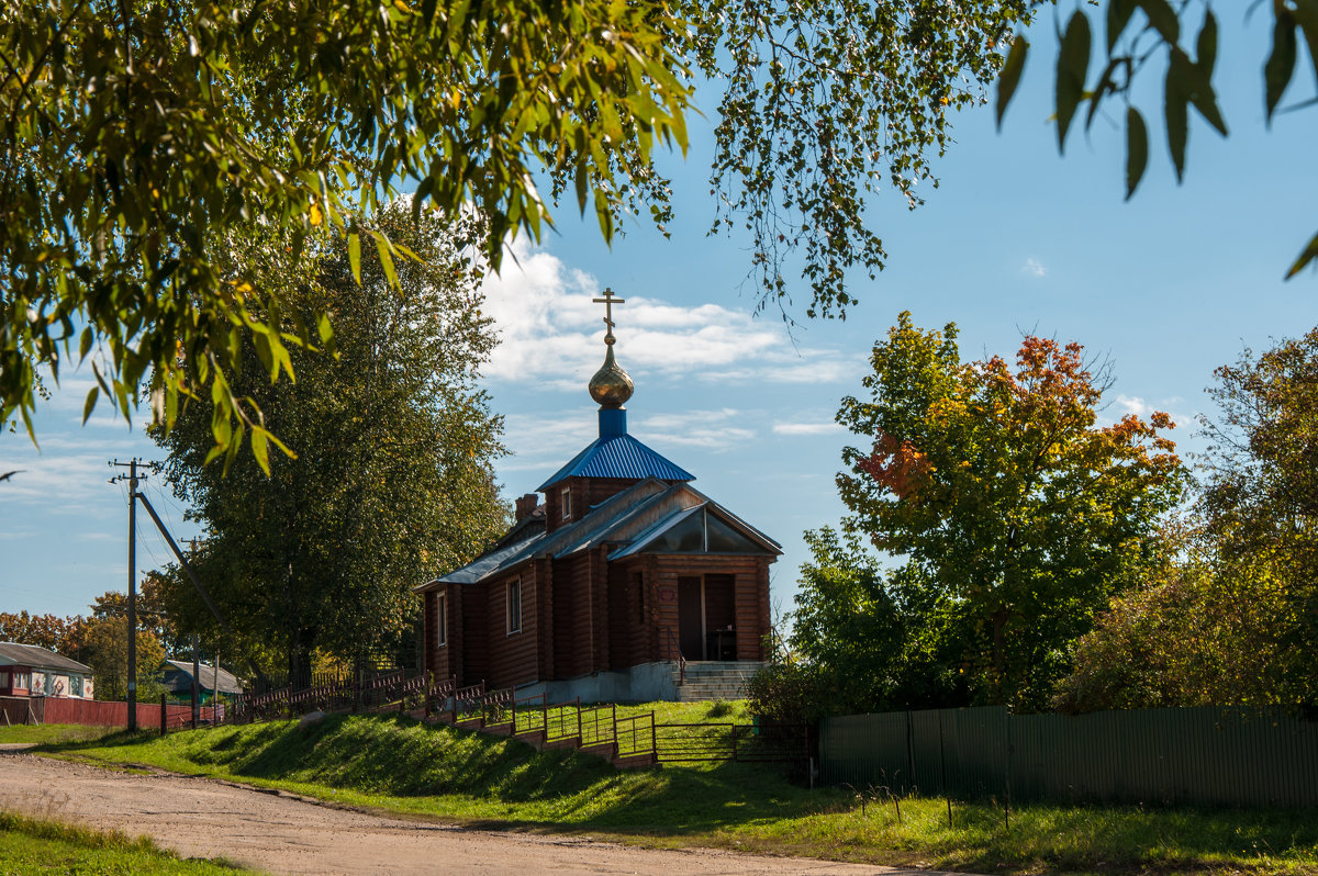 Деревенская церквушка - Alexander Petrukhin 