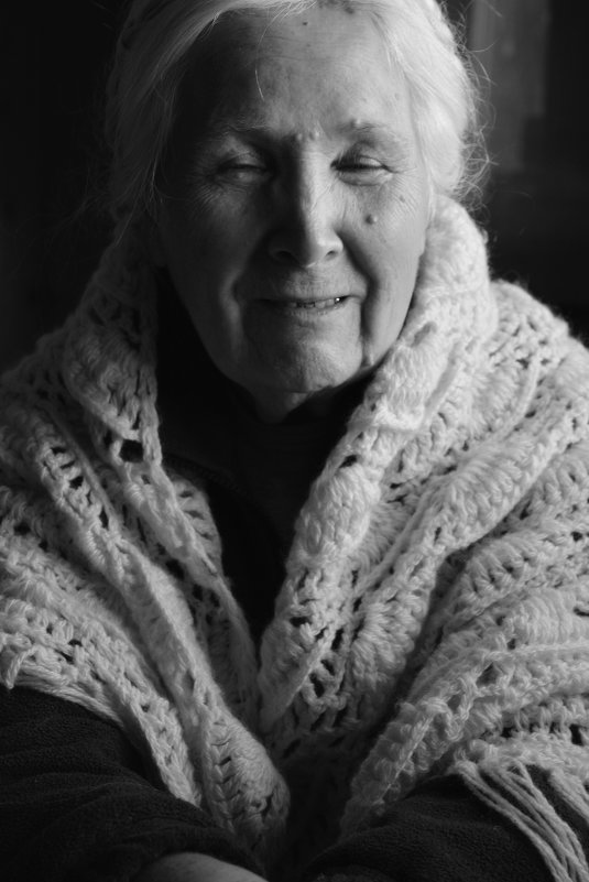 Бабушка - Евгения Ряпасова