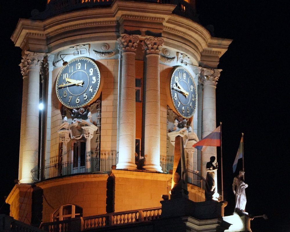 Главные часы Екатеринбурга - Надежда 