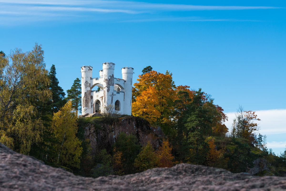 Замок на острове Людвигштайн - Элла Ш.