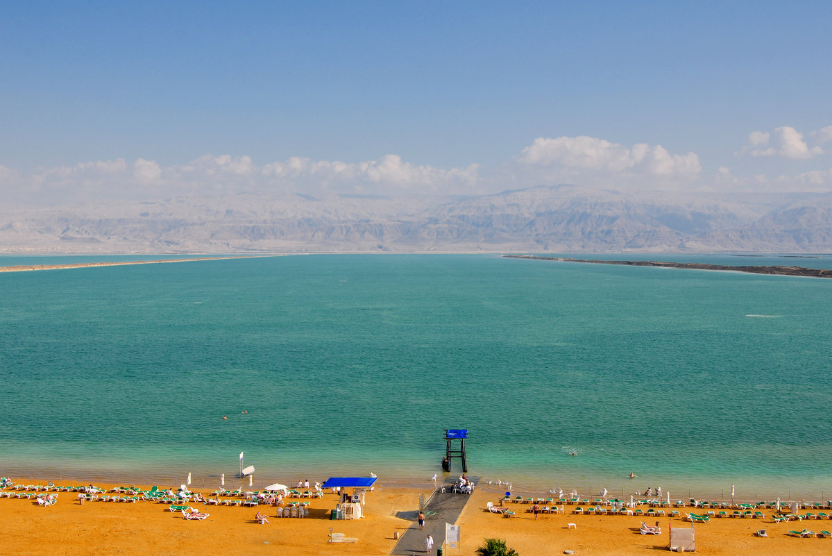 Вид на берег Иордании днем в январе - Сергей К 