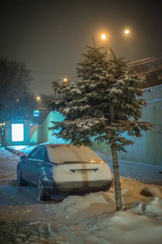 Ночной снегопад в Москве - Игорь Герман