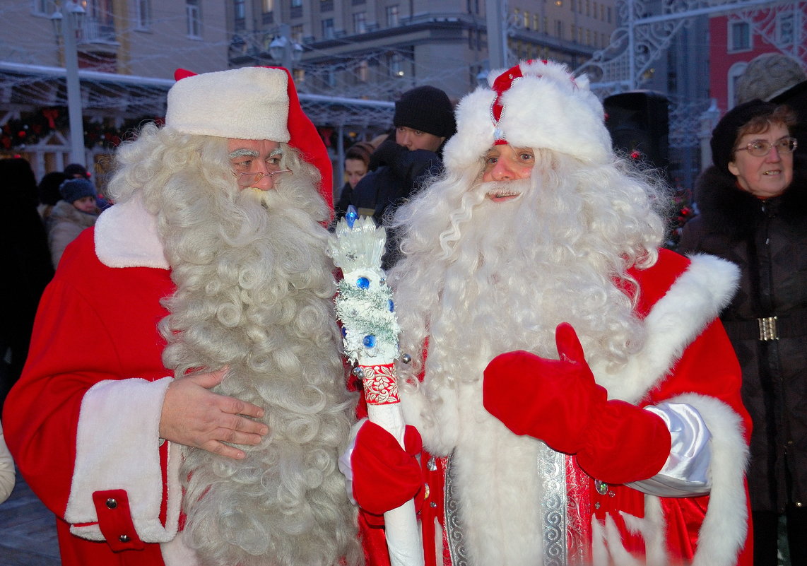 Встреча Санта Клауса и Деда Мороза - Константин Поляков