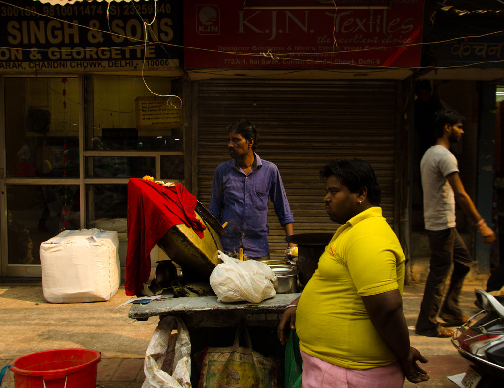 trio - The heirs of Old Delhi Rain