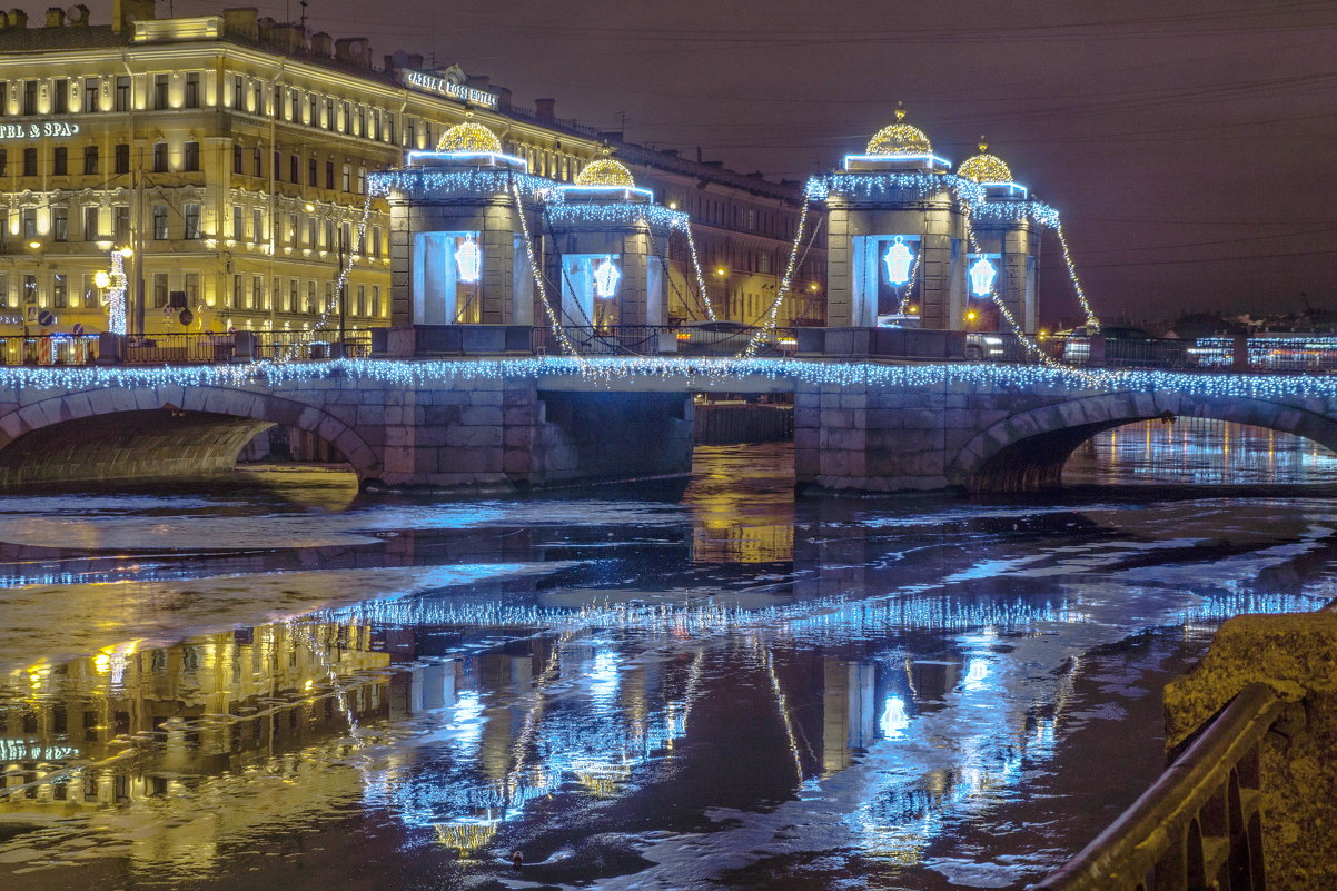 Петербург, мост Ломоносова в новогоднем убранстве. - Наталья Иванова
