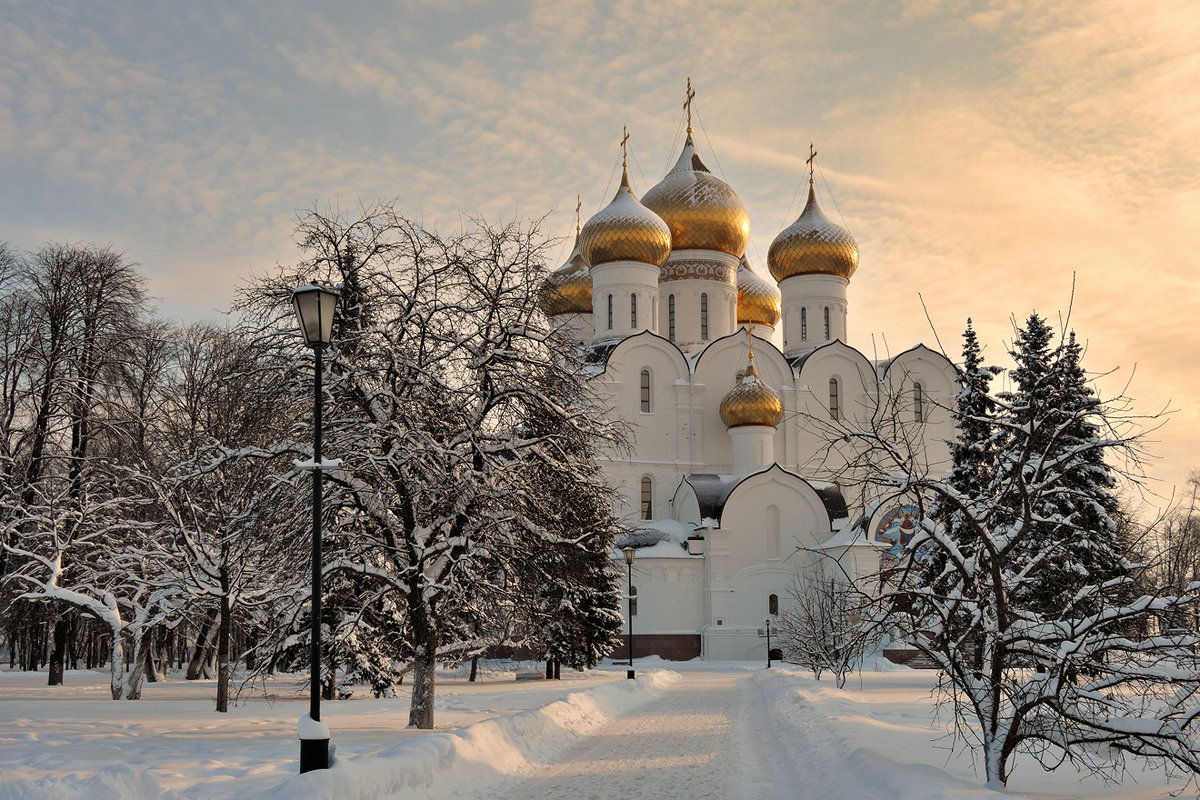Успенский кафедральный собор Ярославль зима