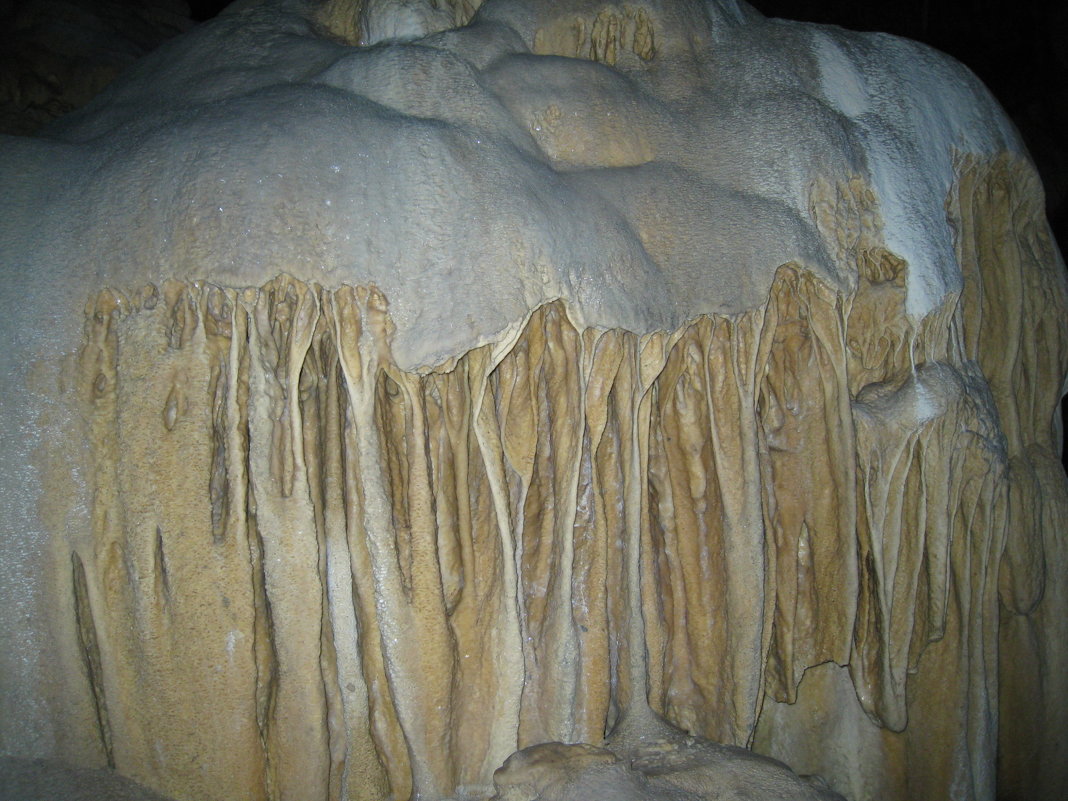 В Новоафонской пещере - Ираида Мишурко