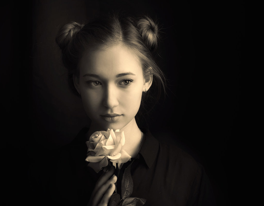 С розой... - Анна Корсакова