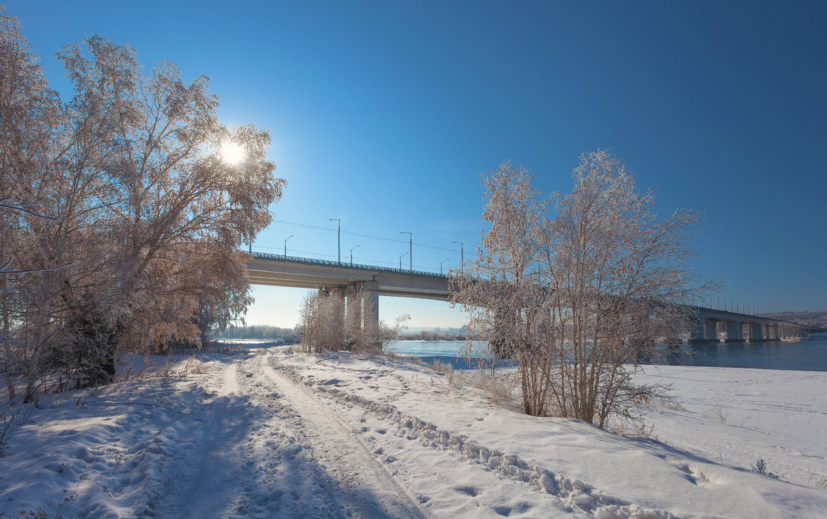 Солнце над мостом - Анатолий Иргл