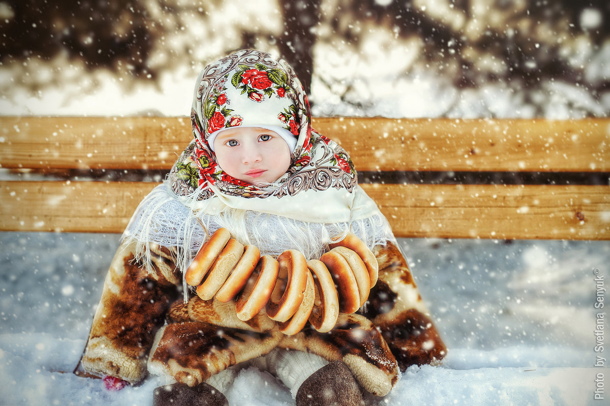 Масленица дети с блинами