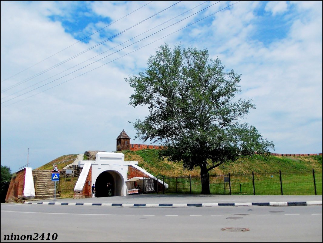 Азов. Крепостные ворота и Крепостной (турецкий) вал - Нина Бутко