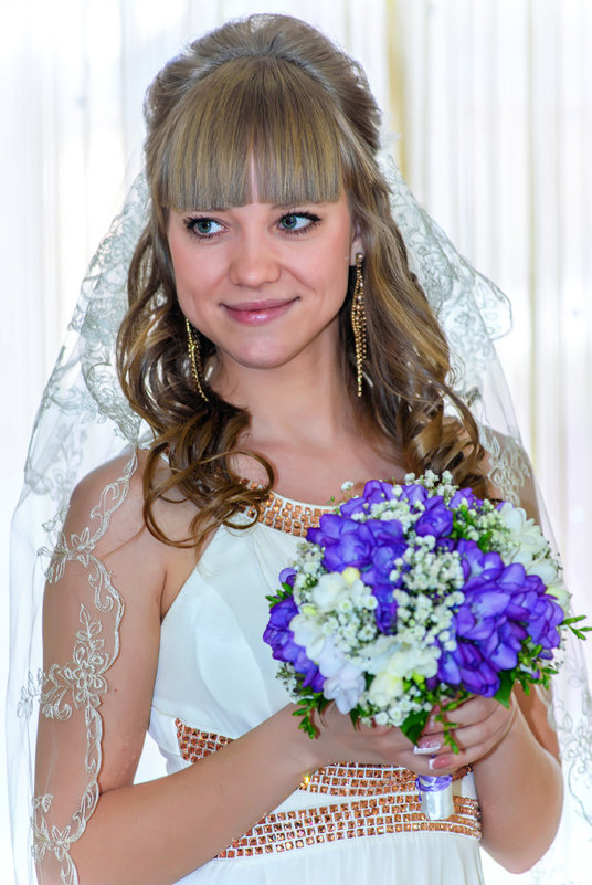 Невеста с букетом - iv12 