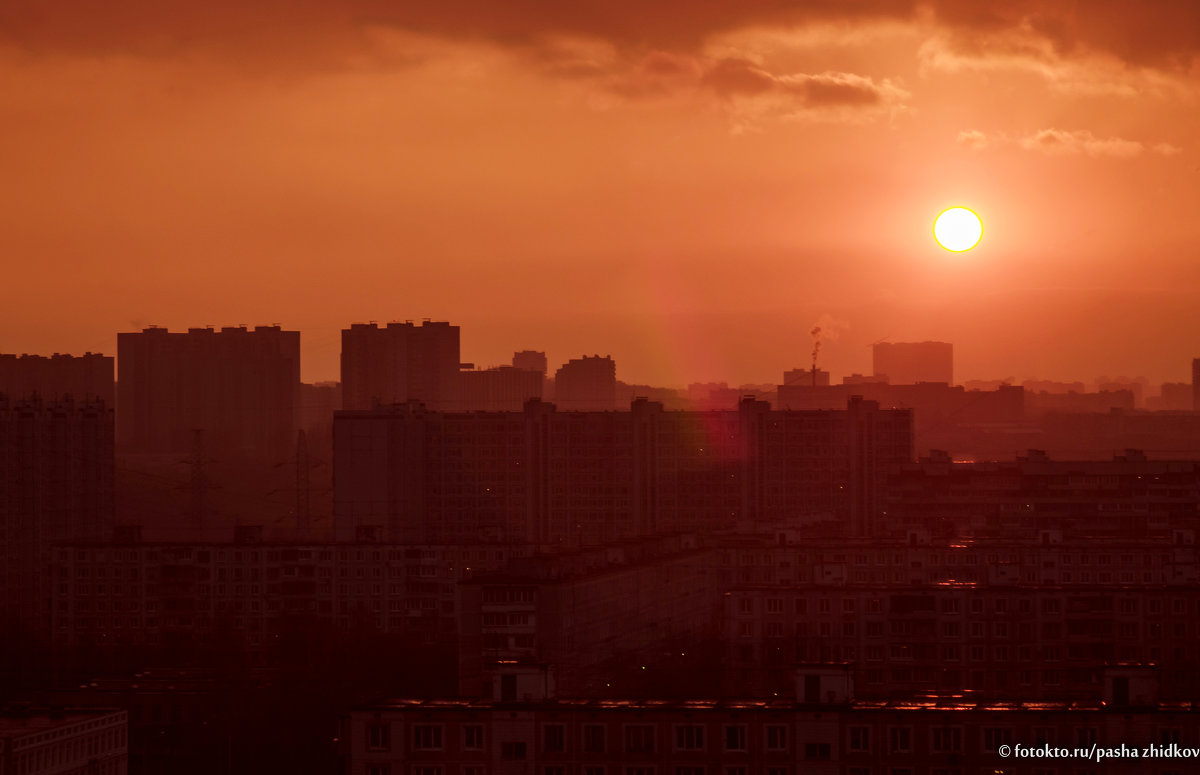 закат над городом /2017 - Pasha Zhidkov