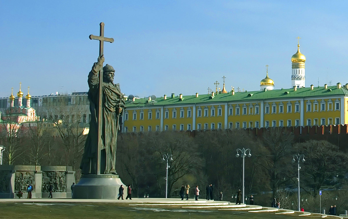 Памятник князю Владимиру на Боровицком холме - Валентин 