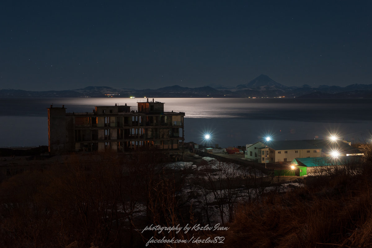 Ночной пейзаж. - Ivan Kozlov