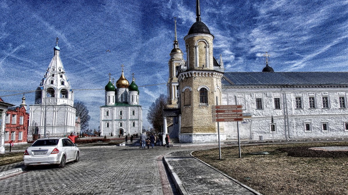 Апрельским днем в Коломне. - Лара ***