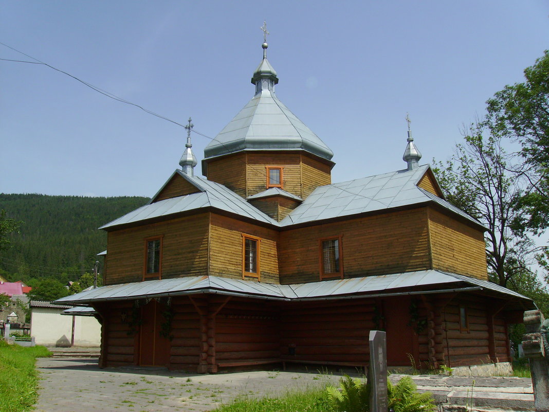 Деревянная   церковь  в   Яремче - Андрей  Васильевич Коляскин