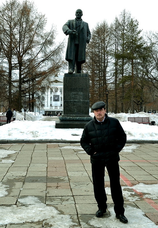 Ленин в Перми - Валерий Жданов
