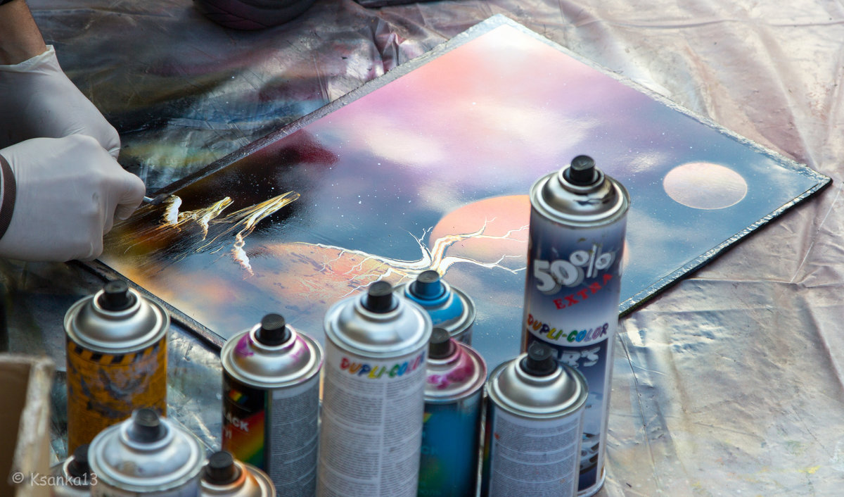 paint (или spray paint art) –рисунки спреем, которые наносятся на картон ... - Оксана Пучкова