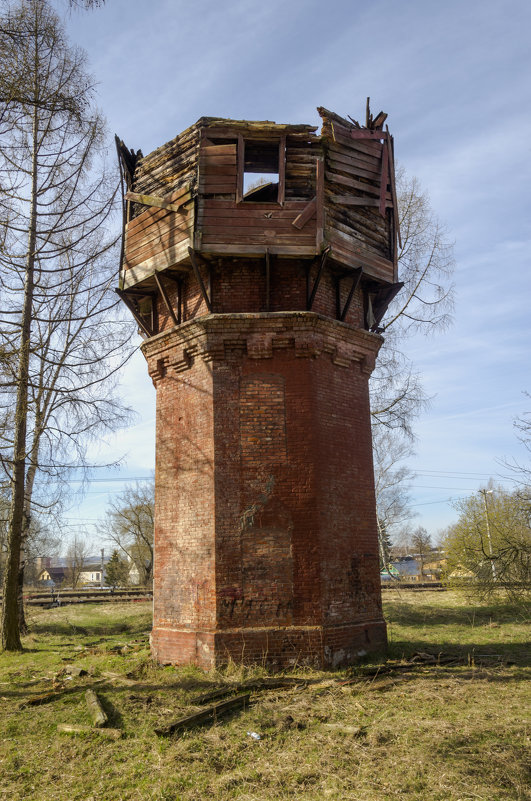 Старая водонапорная башня - Константин Сафронов